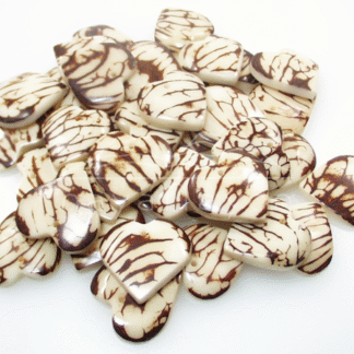 Accesorio tagua "naya" Corazón mediano mármol