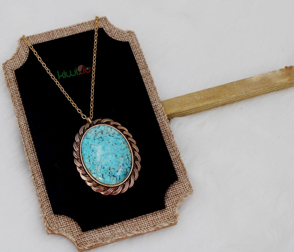 collar ovalo
