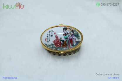 Cofre de porcelana con figura de arte chino